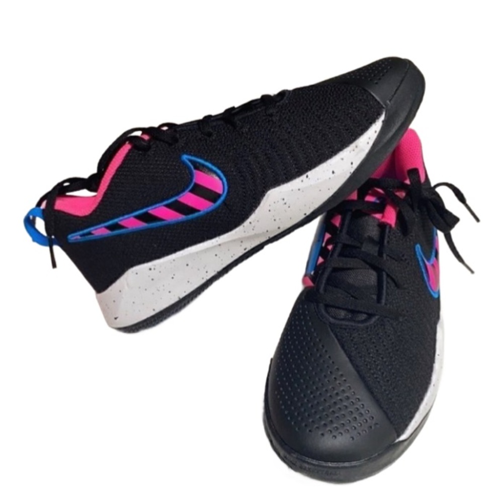 Nike Team Hustle Quick 2